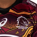 Maillot Autochtone Brisbane Broncos 2021 – Équipement Officiel NRL